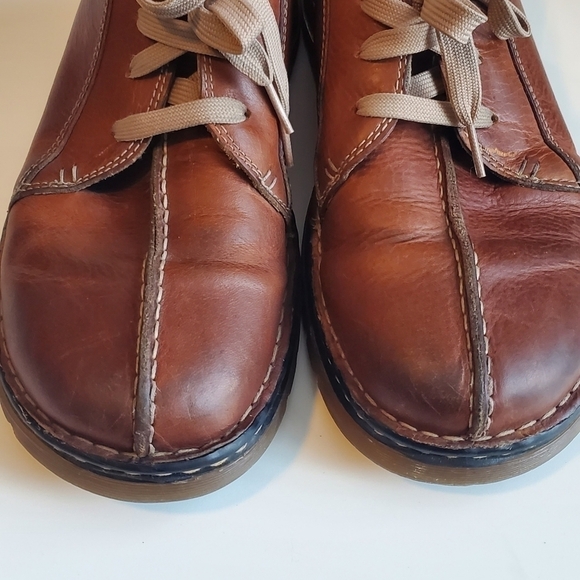 Dr. Marten low top shoes main image 2